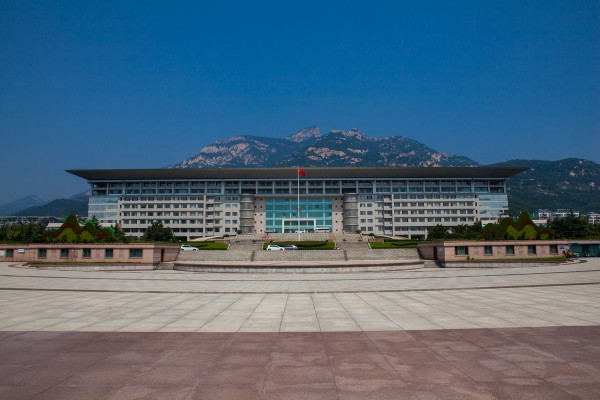 山東省泰安市某局
